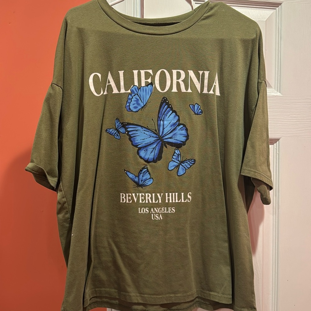 Women’s t shirt